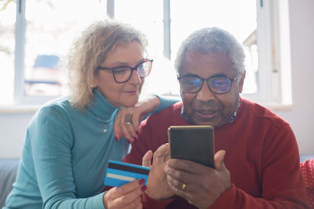 person making an online payment using a credit card